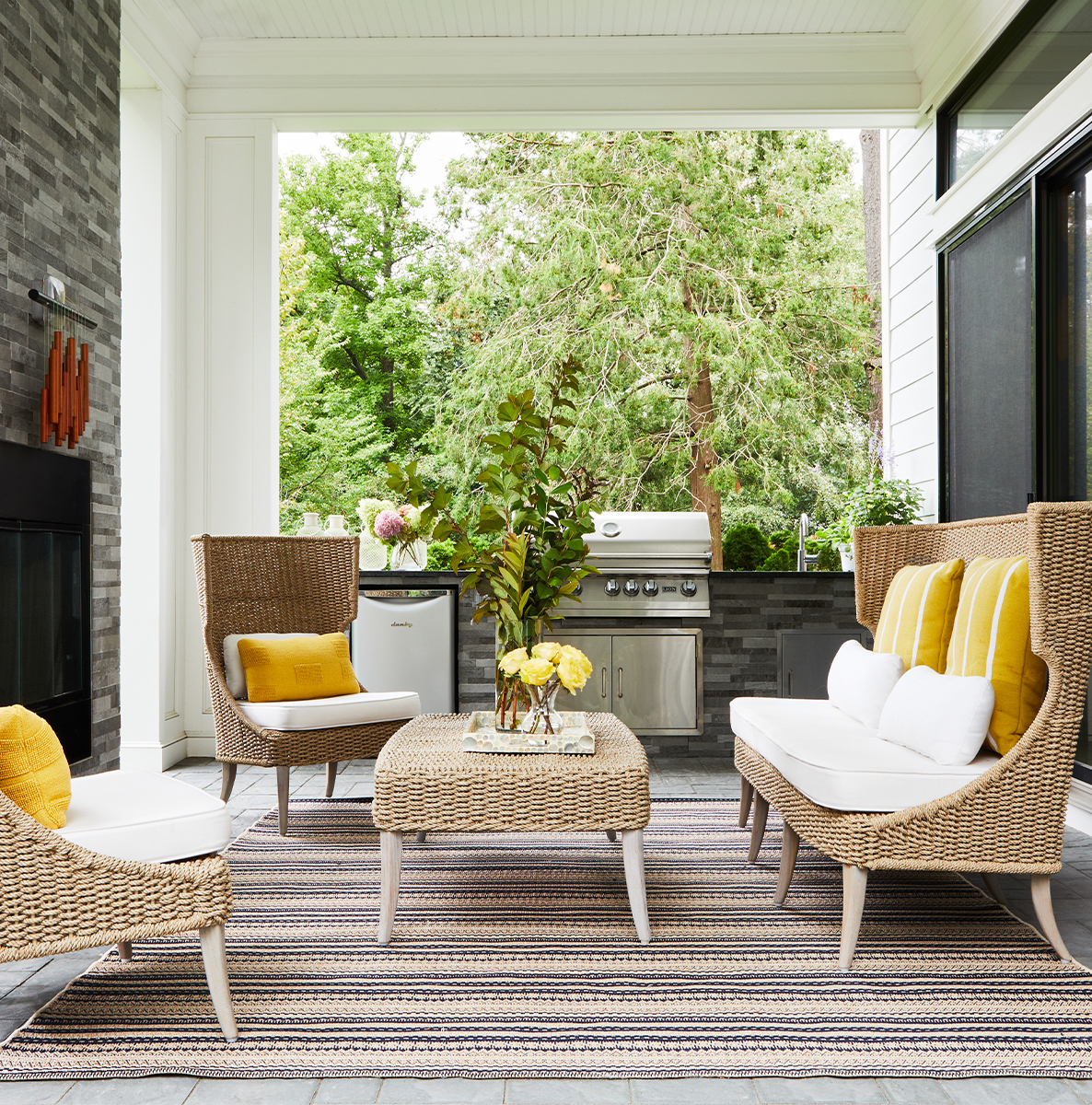 Laurence-Carr-Outdoor-Sitting-Area